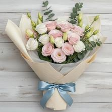 Букет цветов из:  Лизиантусы в Гвазде