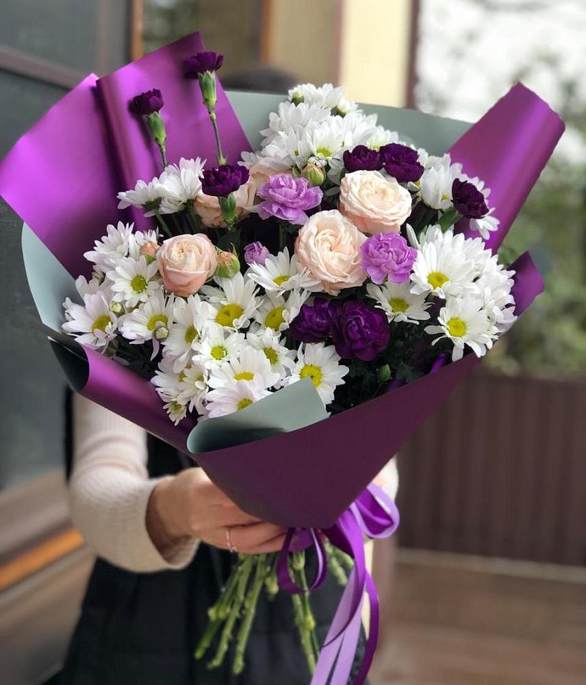 Букет цветов из: Хризантемы, Гвоздики и Розы в Гвазде