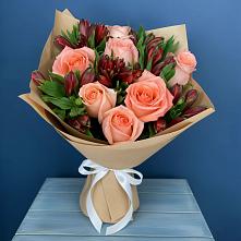 Букет цветов из:  Розы и Альстромерии в Гвазде