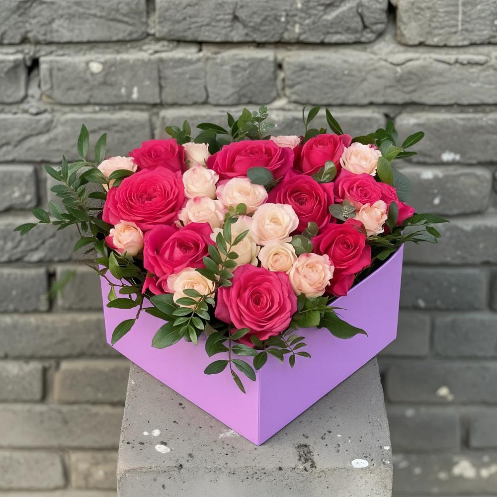 Цветочная композиция из Розы в коробке в Гвазде