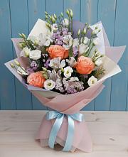 Букет цветов из:  Лизиантусы, Розы, Альстромерии и Гипсофила #REPLACE_PRED# Гвазде