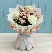 Букет цветов из:  Розы в Гвазде