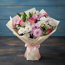 Букет цветов из:  Хризантемы, Альстромерии и Розы в Гвазде