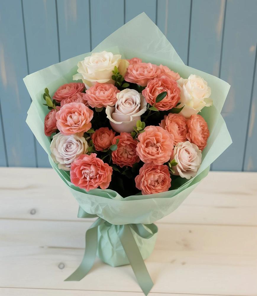 Букет цветов из: Розы в Гвазде