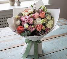 Букет цветов из:  Розы, Лизиантусы и Гвоздики в Гвазде