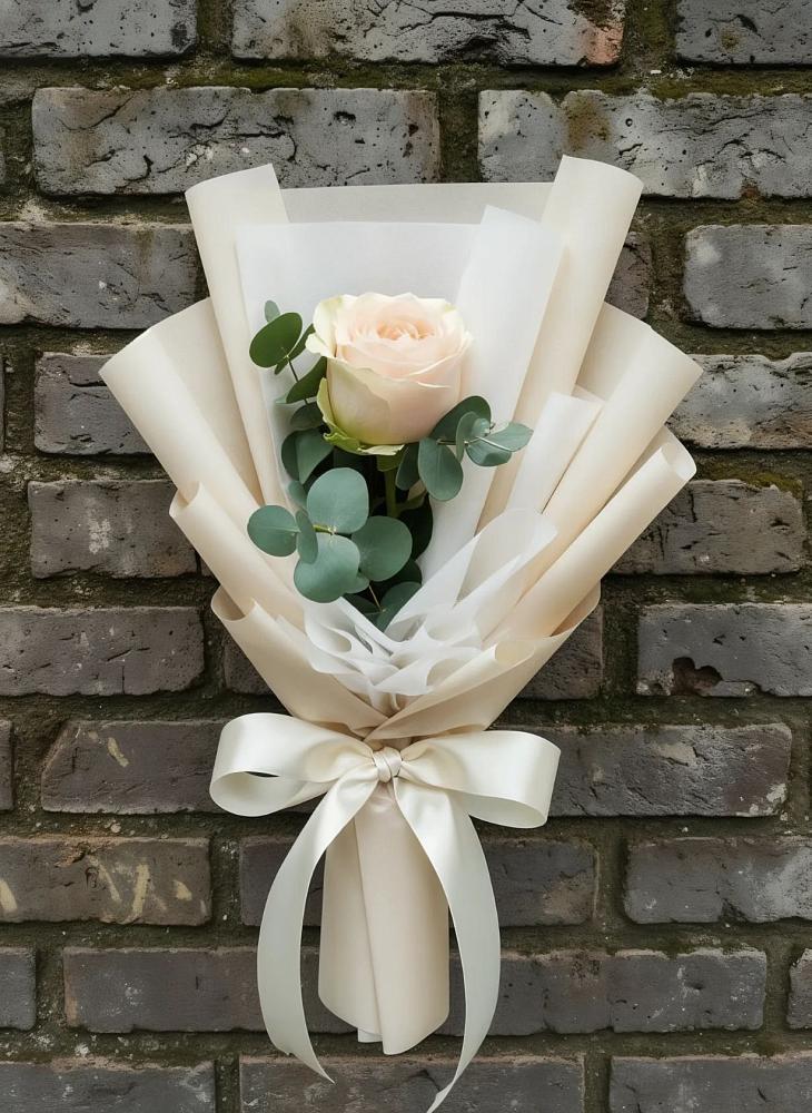 Букет цветов из: Розы в Гвазде