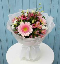 Букет цветов из:  Герберы, Альстромерии и Лизиантусы в Гвазде